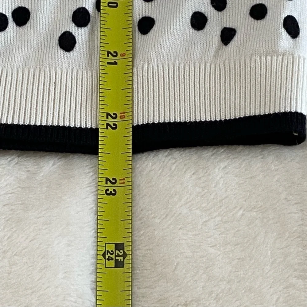 TALBOTS / White with Black Polka Dots Sleeveless Sweater Size S